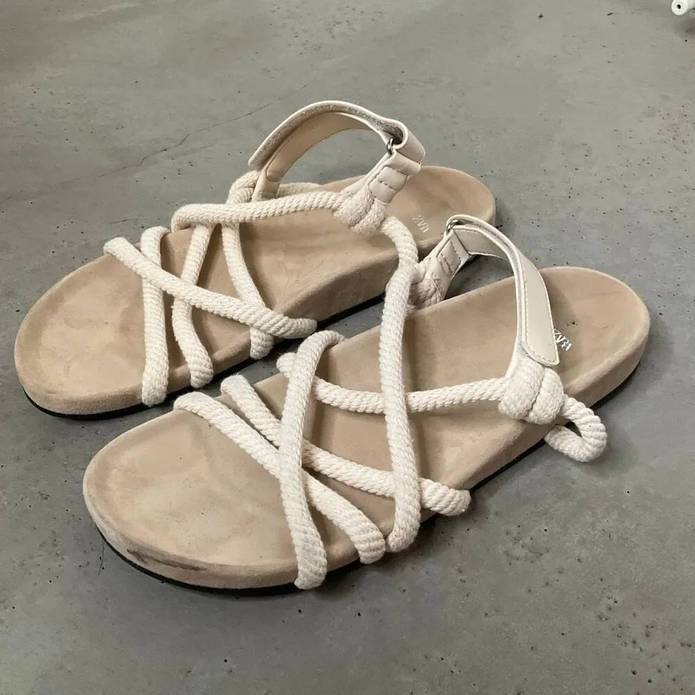 Zara Low Knotted Sandals - Picture 3 of 7